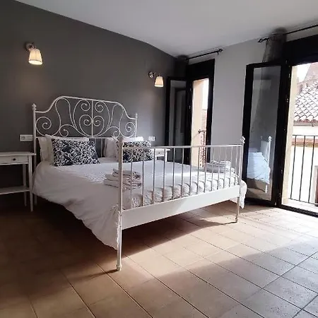 아파트 Turisticos Encanto Caces